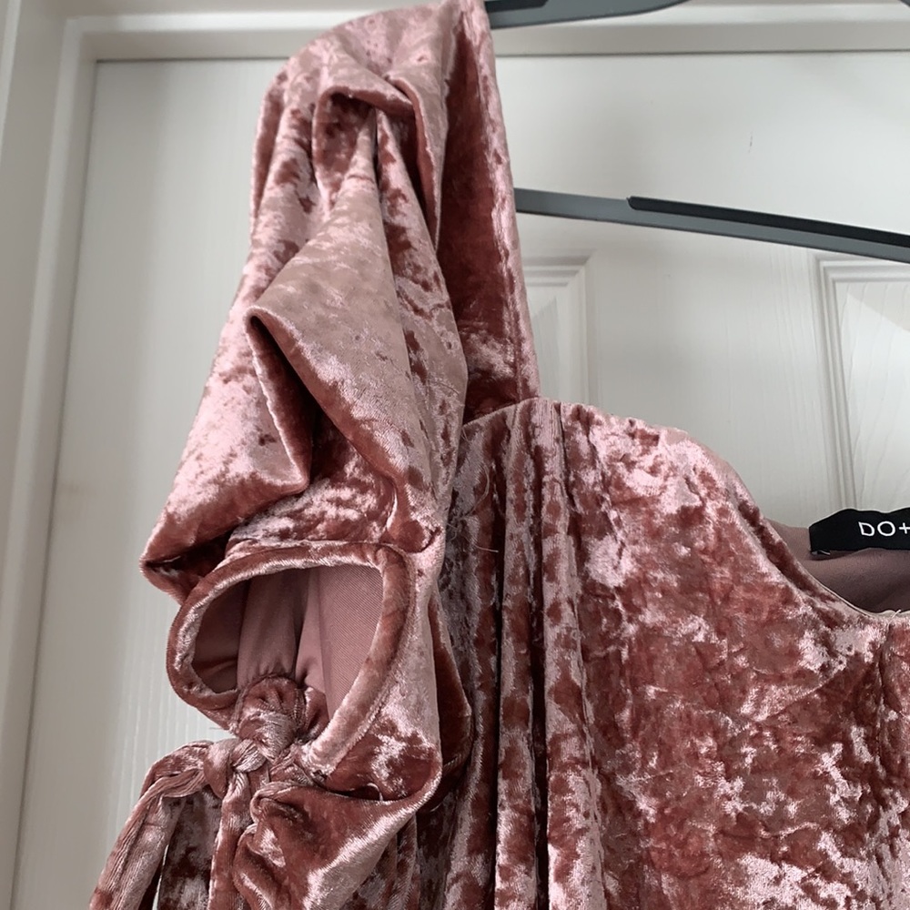Do + Be off shoulder velvet top - Picture 8 of 16